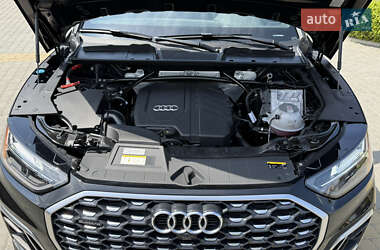 Внедорожник / Кроссовер Audi Q5 2022 в 