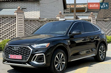 Внедорожник / Кроссовер Audi Q5 2022 в 