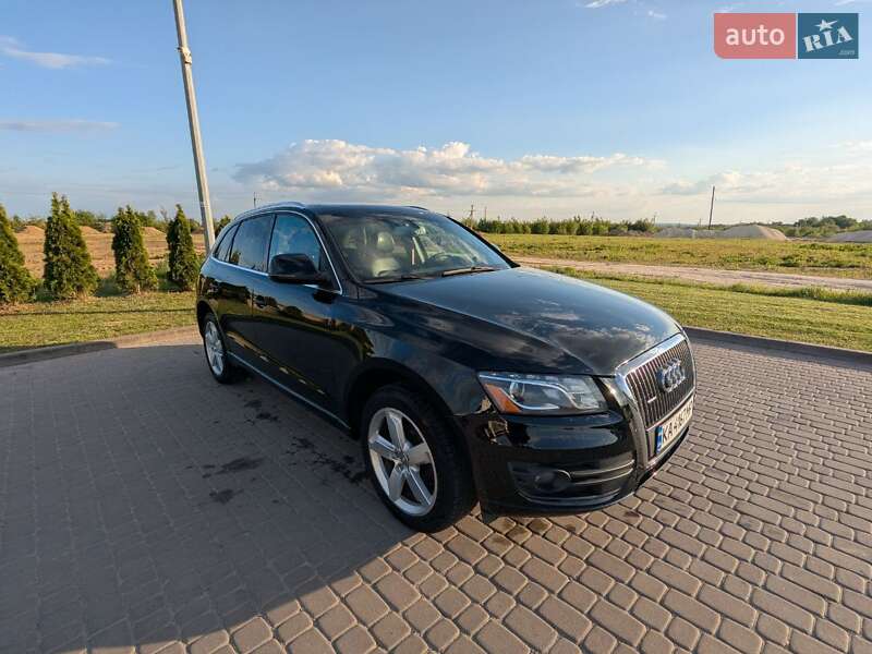 Внедорожник / Кроссовер Audi Q5 2012 в Городке
