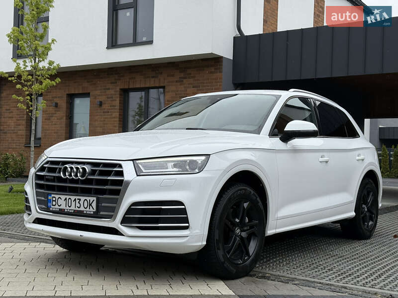 Позашляховик / Кросовер Audi Q5 2018 в Львові