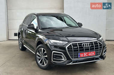 Внедорожник / Кроссовер Audi Q5 2021 в Сарнах
