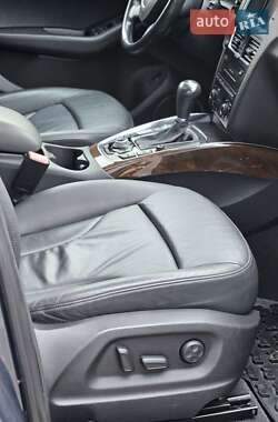 Внедорожник / Кроссовер Audi Q5 2010 в 