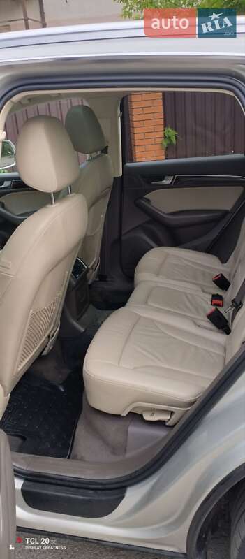 Позашляховик / Кросовер Audi Q5 2015 в Києві