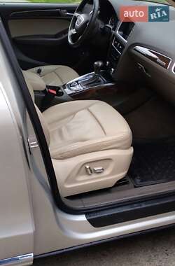 Внедорожник / Кроссовер Audi Q5 2015 в 