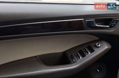 Внедорожник / Кроссовер Audi Q5 2015 в 