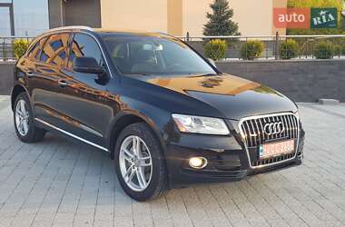 Позашляховик / Кросовер Audi Q5 2015 в Городку