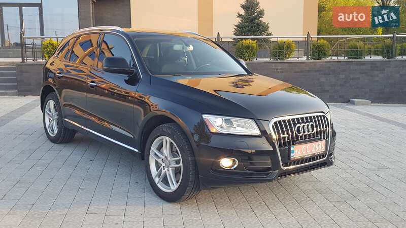 Внедорожник / Кроссовер Audi Q5 2015 в Городке