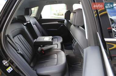 Внедорожник / Кроссовер Audi Q5 2018 в 