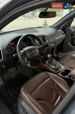 Внедорожник / Кроссовер Audi Q5 2013 в 