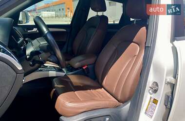 Позашляховик / Кросовер Audi Q5 2014 в 