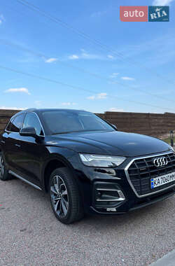 Внедорожник / Кроссовер Audi Q5 2021 в Киеве