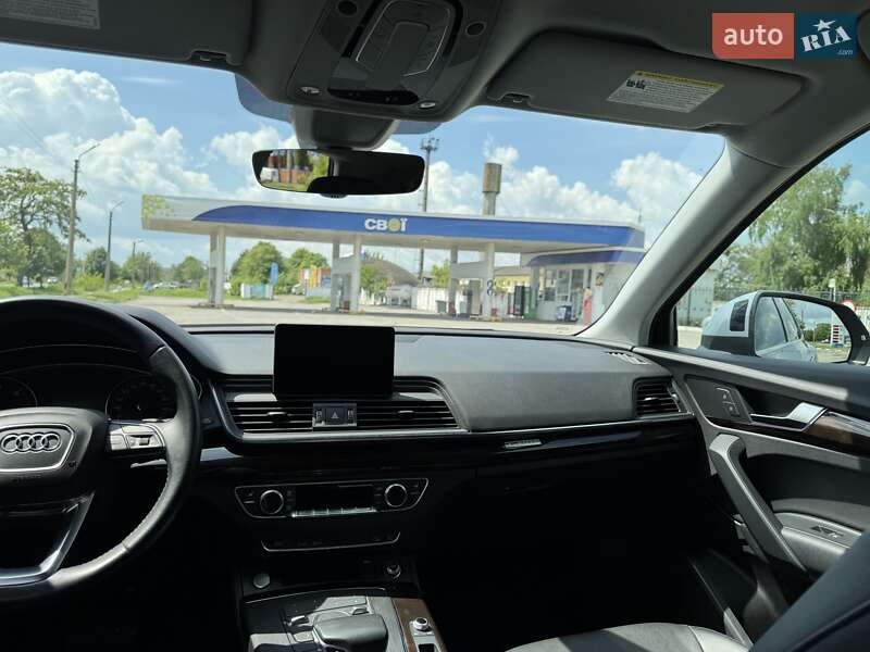 Внедорожник / Кроссовер Audi Q5 2019 в Киеве