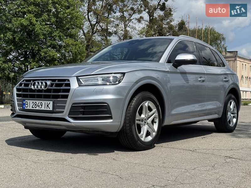Внедорожник / Кроссовер Audi Q5 2019 в Киеве