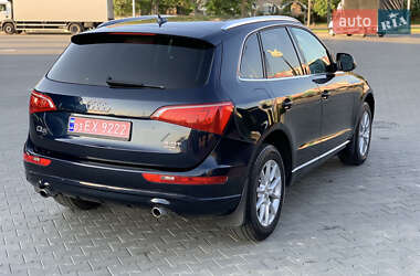 Внедорожник / Кроссовер Audi Q5 2010 в 