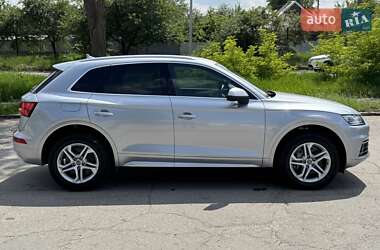 Внедорожник / Кроссовер Audi Q5 2019 в 
