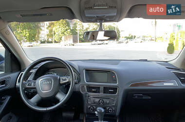 Внедорожник / Кроссовер Audi Q5 2010 в 