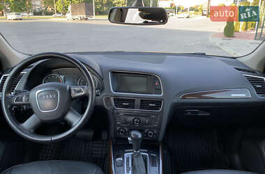 Внедорожник / Кроссовер Audi Q5 2010 в 