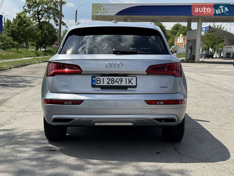 Внедорожник / Кроссовер Audi Q5 2019 в Киеве