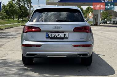 Внедорожник / Кроссовер Audi Q5 2019 в 
