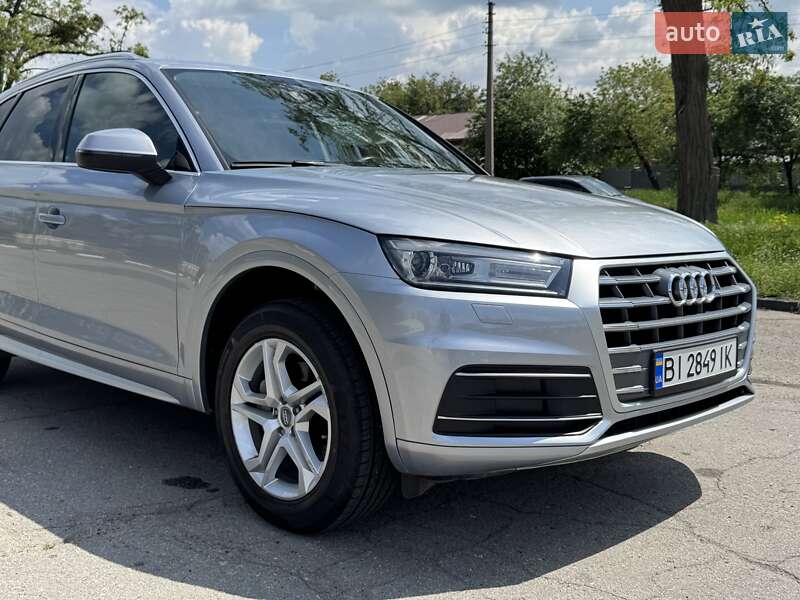 Внедорожник / Кроссовер Audi Q5 2019 в Киеве