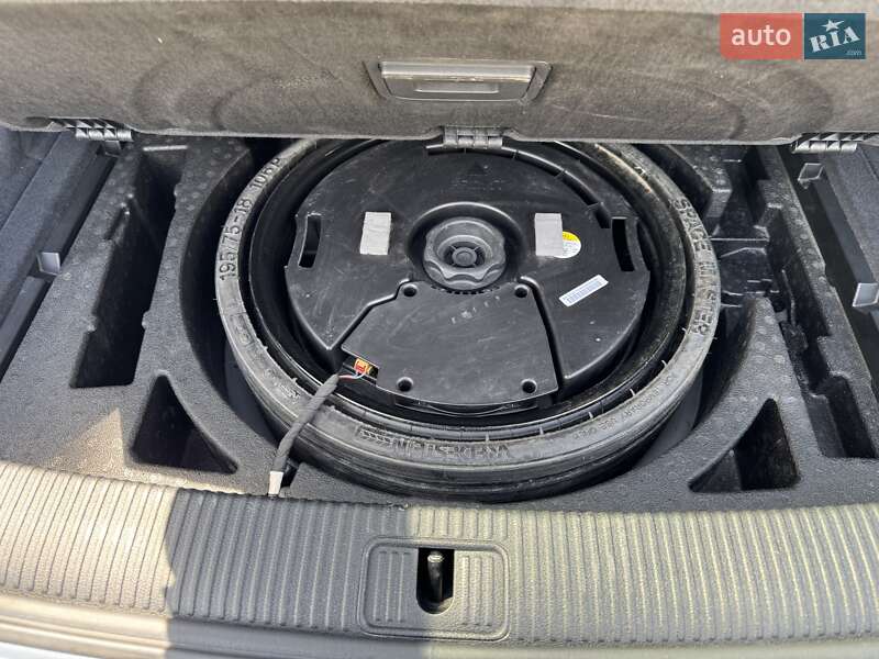 Внедорожник / Кроссовер Audi Q5 2019 в Киеве