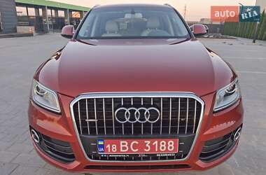 Позашляховик / Кросовер Audi Q5 2015 в 