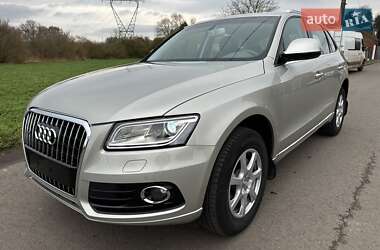 Позашляховик / Кросовер Audi Q5 2015 в Києві