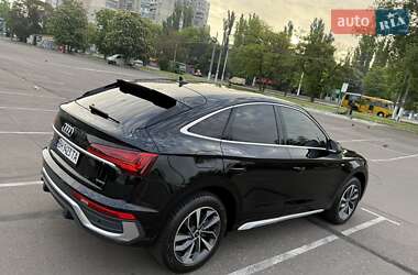 Внедорожник / Кроссовер Audi Q5 2021 в 