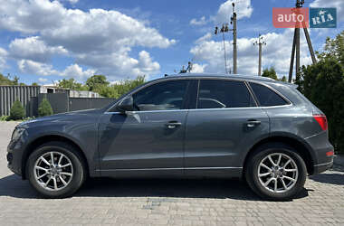 Позашляховик / Кросовер Audi Q5 2011 в 