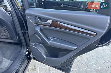 Внедорожник / Кроссовер Audi Q5 2018 в 