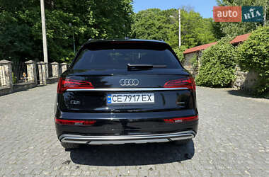 Позашляховик / Кросовер Audi Q5 2021 в 