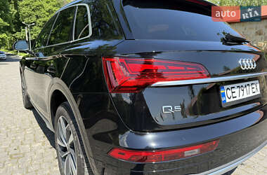 Позашляховик / Кросовер Audi Q5 2021 в 