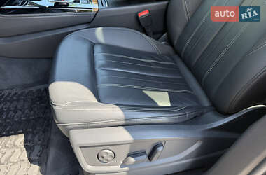 Позашляховик / Кросовер Audi Q5 2021 в 