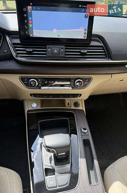 Внедорожник / Кроссовер Audi Q5 2021 в 
