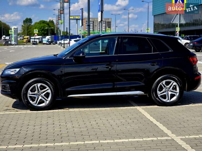 Внедорожник / Кроссовер Audi Q5 2018 в Львове
