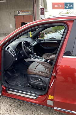 Внедорожник / Кроссовер Audi Q5 2013 в 