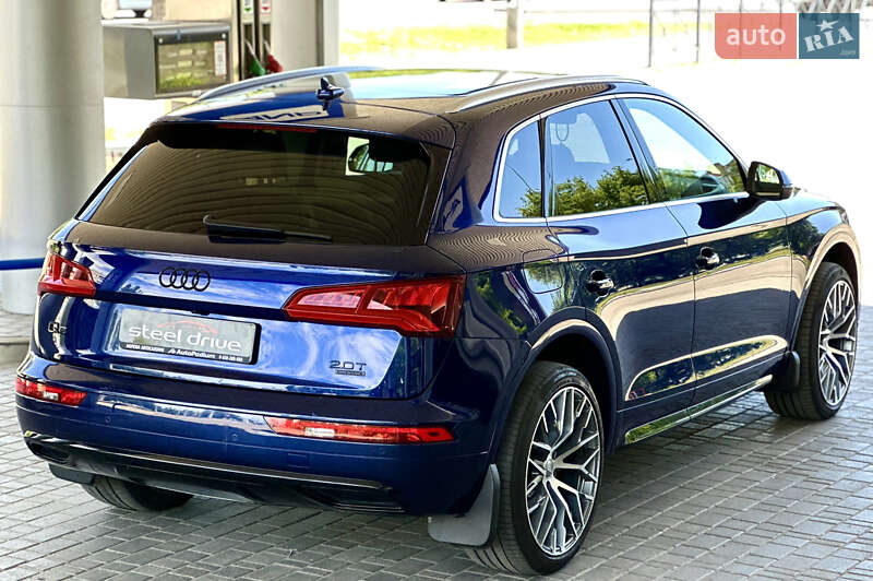 Внедорожник / Кроссовер Audi Q5 2017 в Николаеве