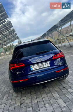 Внедорожник / Кроссовер Audi Q5 2018 в 