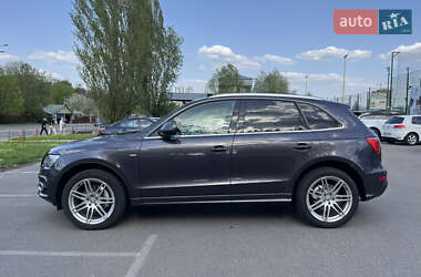 Внедорожник / Кроссовер Audi Q5 2011 в 