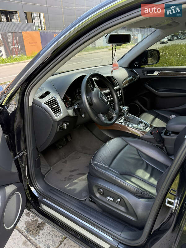 Внедорожник / Кроссовер Audi Q5 2016 в Львове