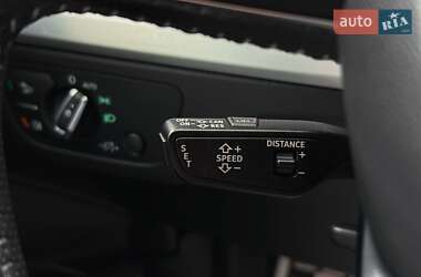 Внедорожник / Кроссовер Audi Q5 2018 в 
