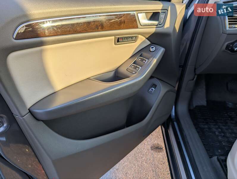 Внедорожник / Кроссовер Audi Q5 2013 в Киеве