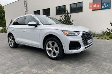 Внедорожник / Кроссовер Audi Q5 2021 в 