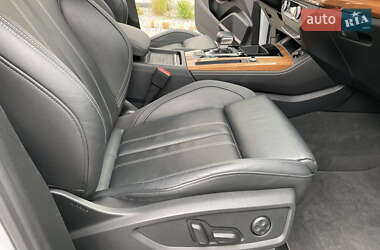 Внедорожник / Кроссовер Audi Q5 2021 в 
