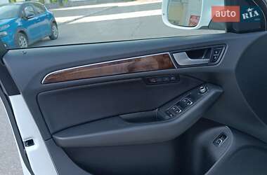 Позашляховик / Кросовер Audi Q5 2013 в 