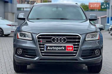 Позашляховик / Кросовер Audi Q5 2015 в 