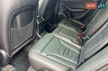 Позашляховик / Кросовер Audi Q5 2015 в 