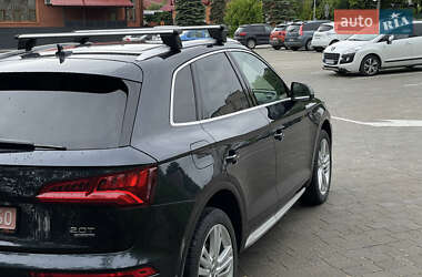 Внедорожник / Кроссовер Audi Q5 2017 в 