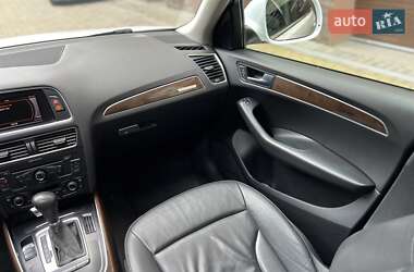 Внедорожник / Кроссовер Audi Q5 2010 в 