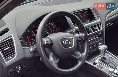 Внедорожник / Кроссовер Audi Q5 2015 в 